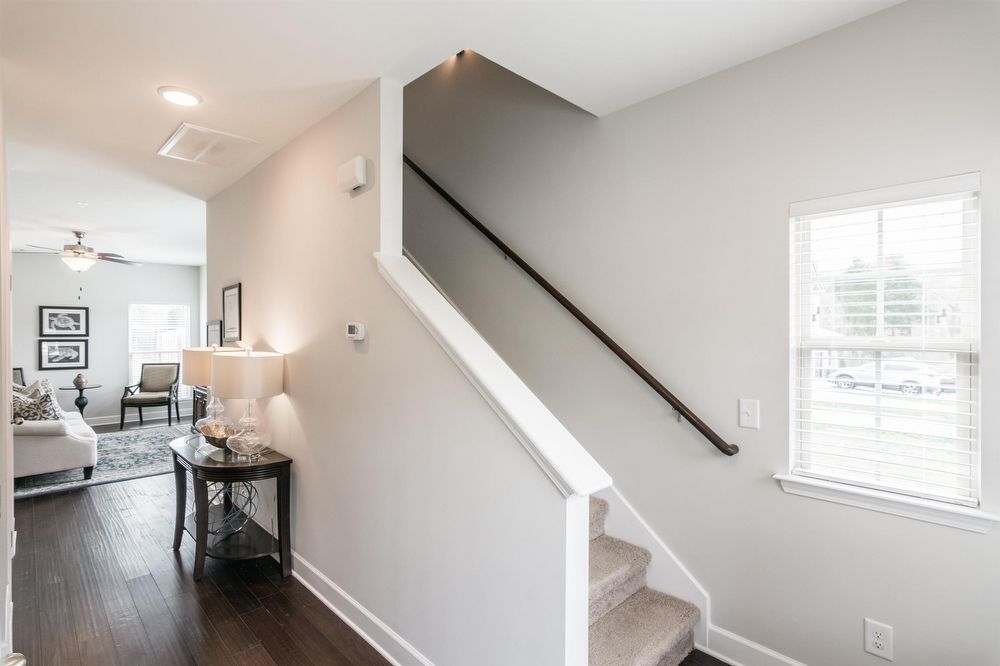 Beautiful Open Concept 2 BR 2.5 Townhome in Old Hickory property image