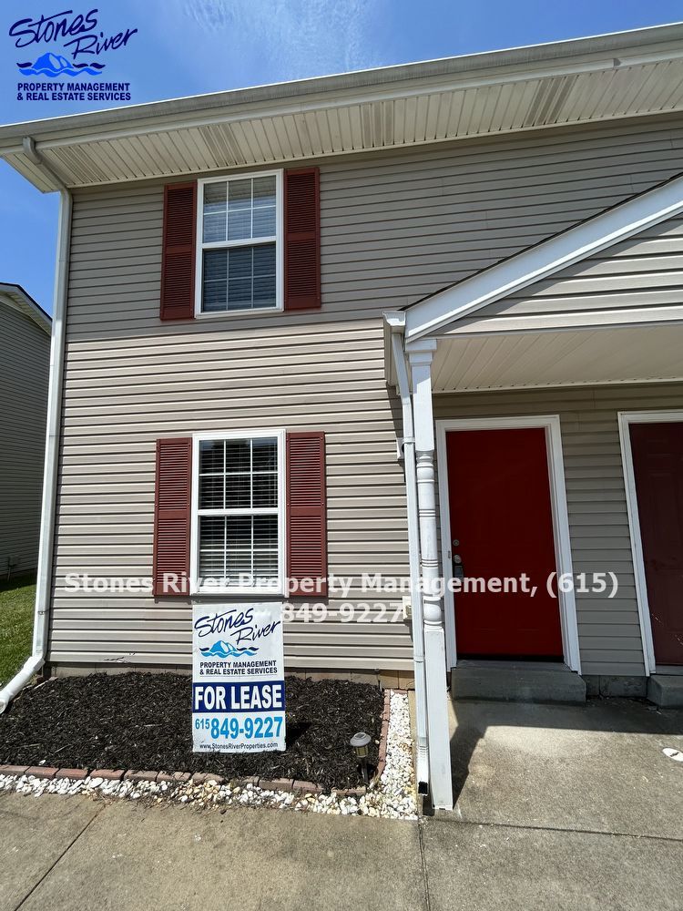 2 Bed, 1.5 Bath Townhome *Near Fort Campbell* property image