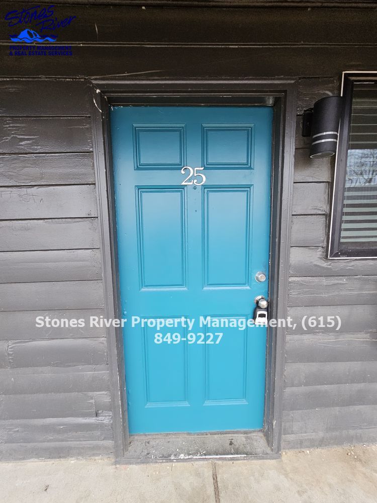 *MOVE IN SPECIAL* 2 BR/ 1BA minutes from downtown Nashville and BNA property image