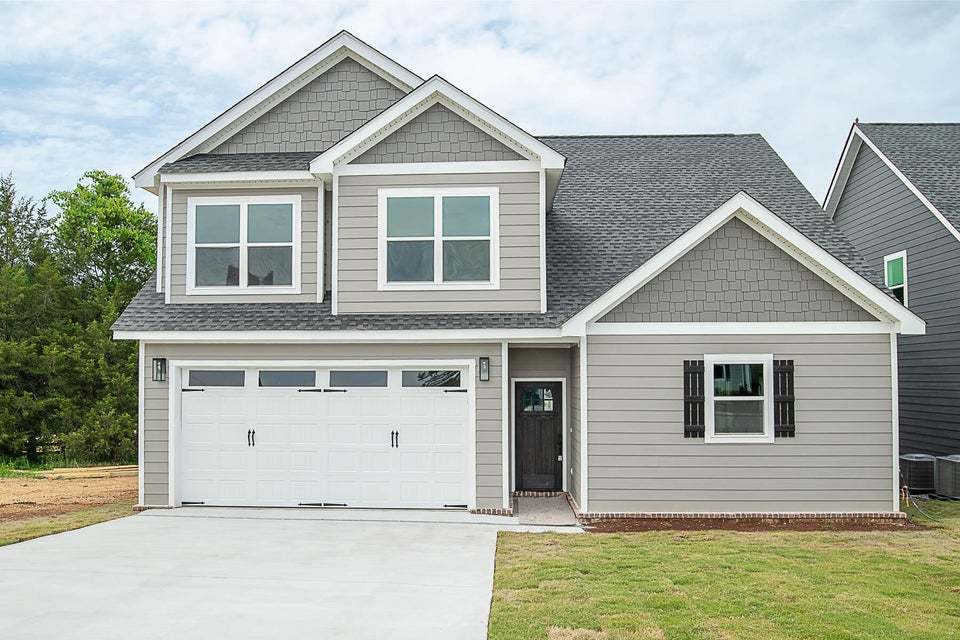 Beautiful New Build 3 Bed, 2.5 Bath, 2 Car Garage - Community Pool & Walking Trail! property image