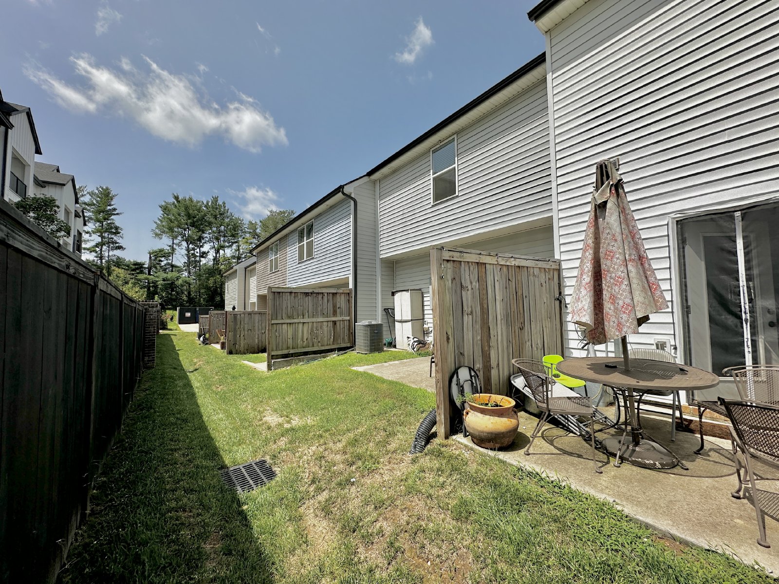 Modern 2 Story Townhouse property image