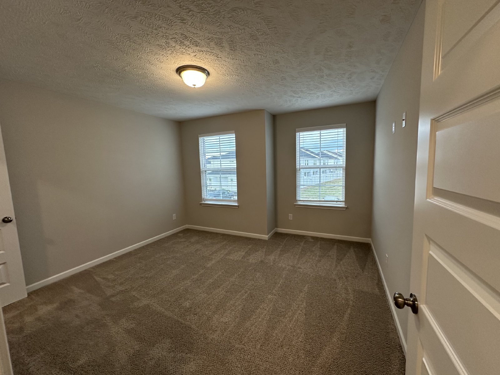 Beautiful Open Concept 3 BR 2.5 Bath Townhome in Murfreesboro property image