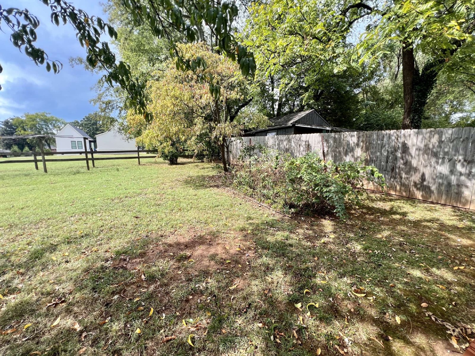 3 Bed 2 Bath Custom Ranch Home in North Murfreesboro *Beautiful Yard* property image