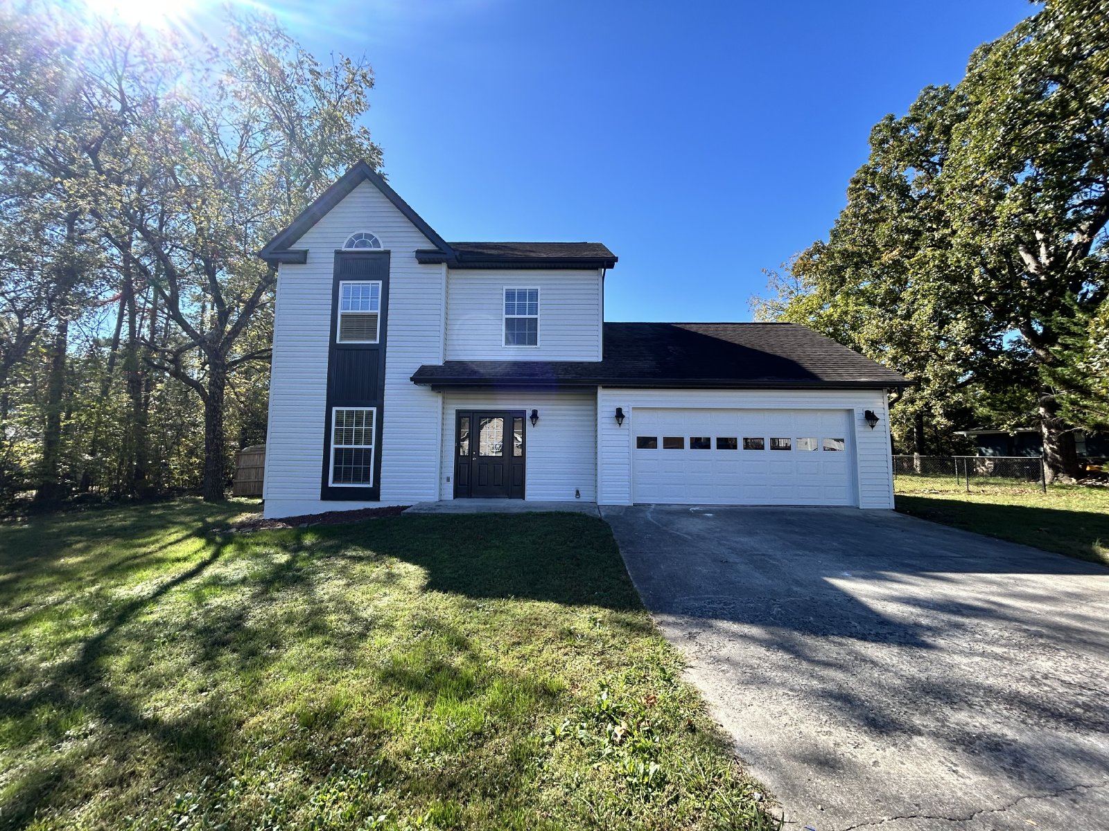 In the Heart of East Brainerd! 3 bedrooms, 2.5 baths, fully fenced backyard, HUGE covered patio! property image