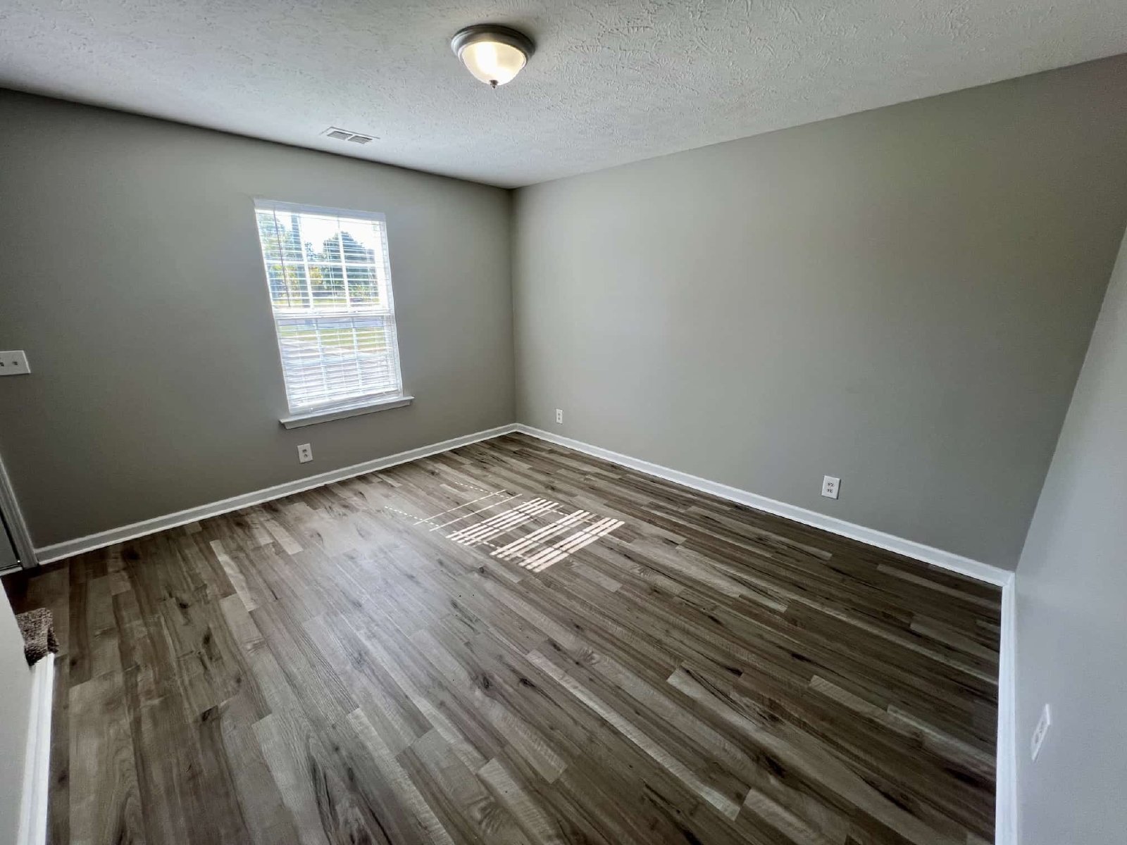 *Newly Renovated* 2 Bed, 1.5 Bath Duplex in North Murfreesboro property image