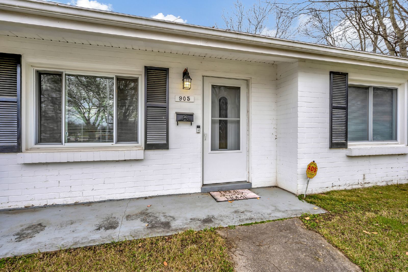 Freshly renovated 2 Bed 1 Bath in Clarksville! property image