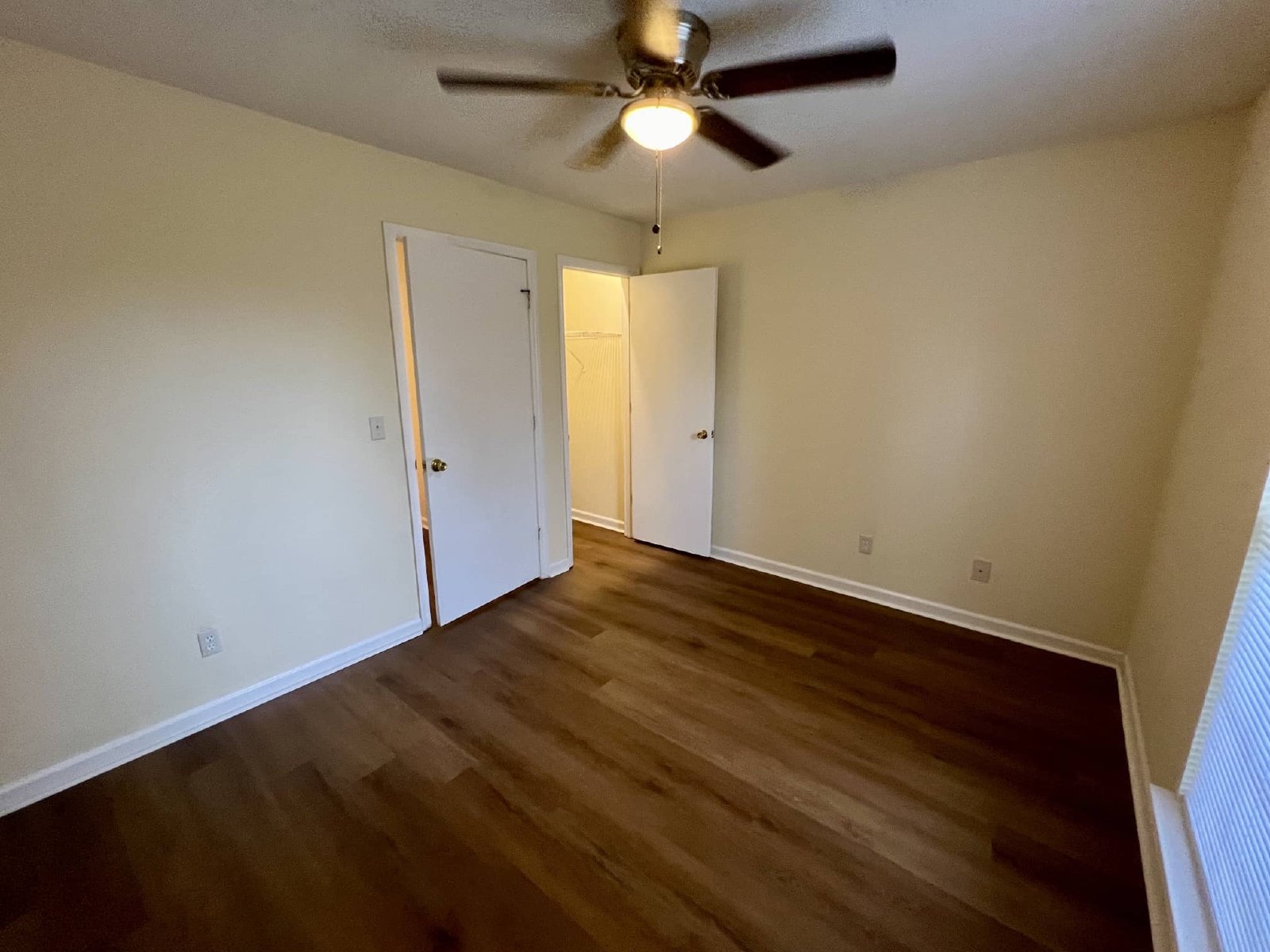 1BR 1BA Apartment at Venture Point Apt. *Water Included* property image