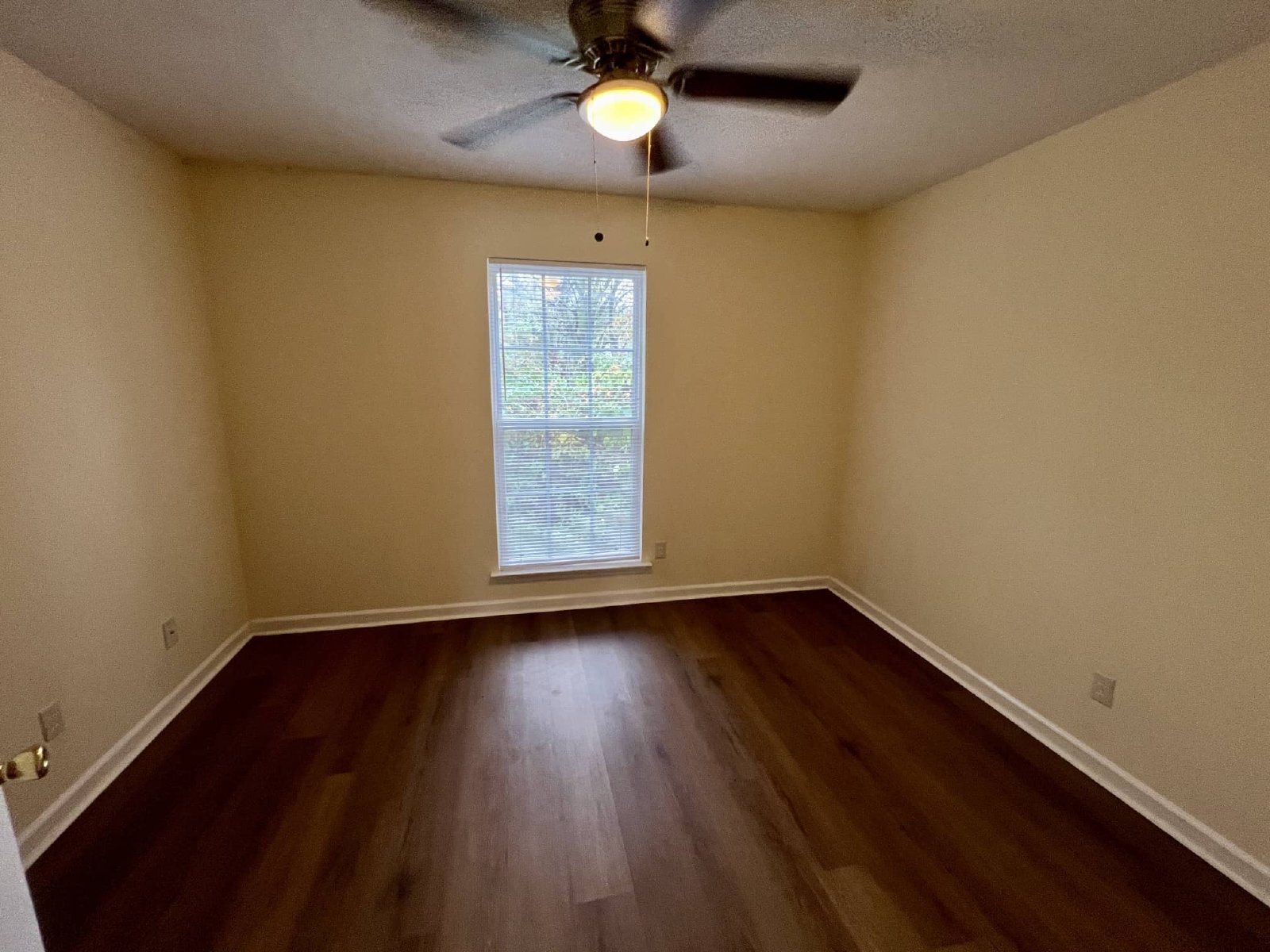 1BR 1BA Apartment at Venture Point Apt. *Water Included* property image