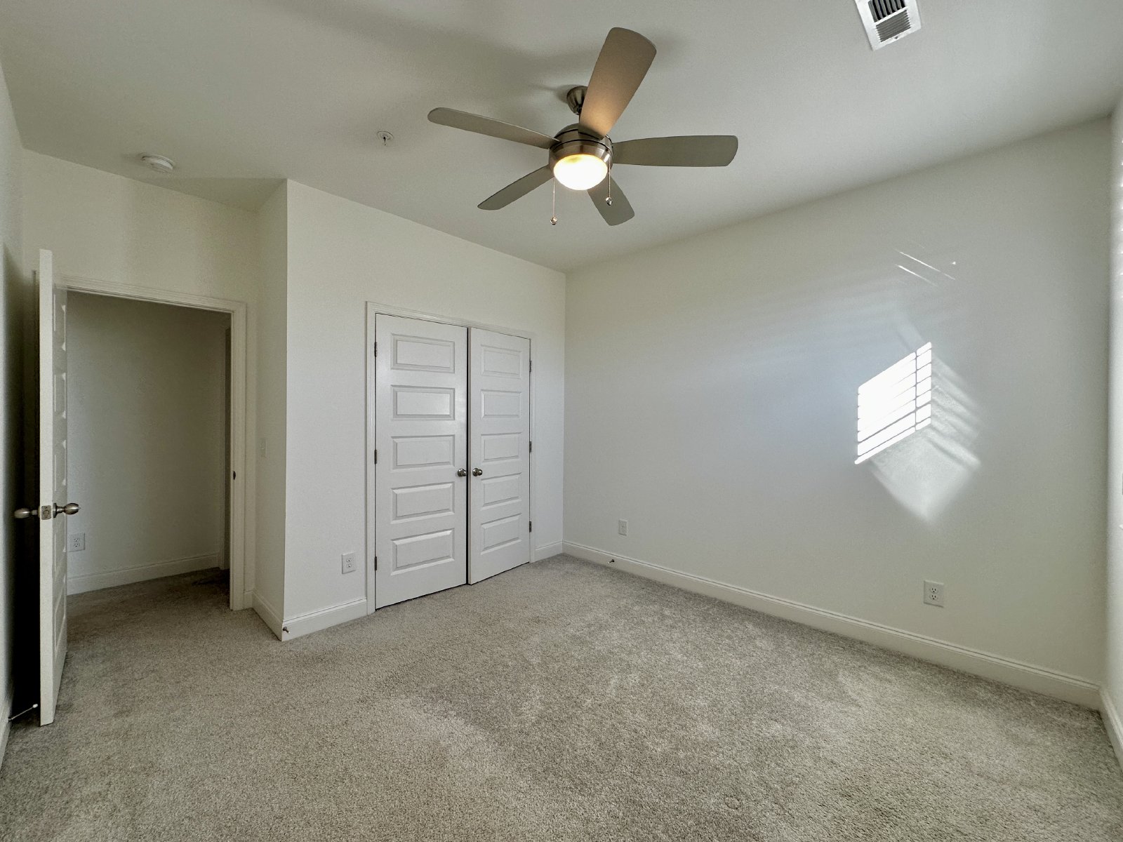 Master BR Main Floor!  End Unit, Backs up to Tree Line property image