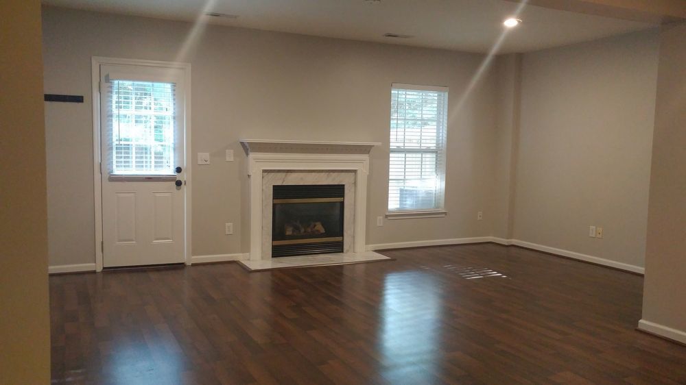 Cool Springs. 3BR Townhouse w/ 1 Car Garage. Washer&Dryer property image